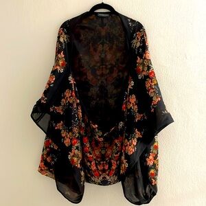 Black floral Printed silk-georgette cape | Alexander McQueen